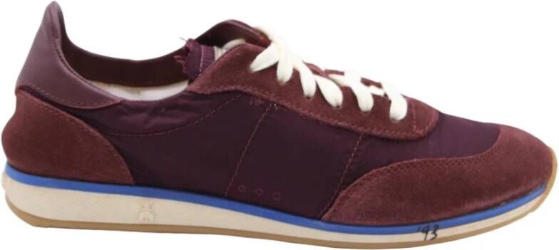 Patrizia Pepe Stijlvolle Sneaker met Palomaatje Detail