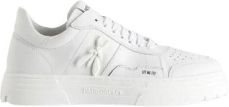 PATRIZIA PEPE Urban Leren Sneakers met Iconisch Logo White Dames