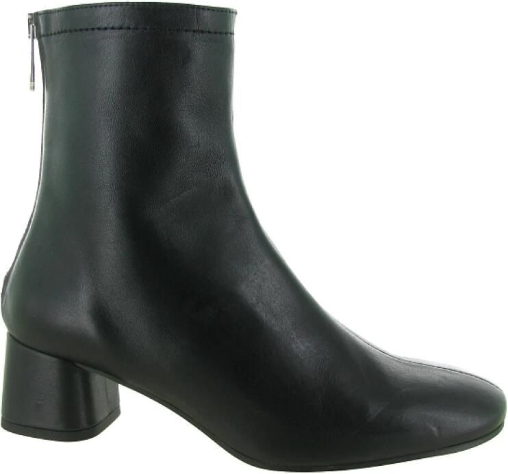Pedro Miralles Pumps