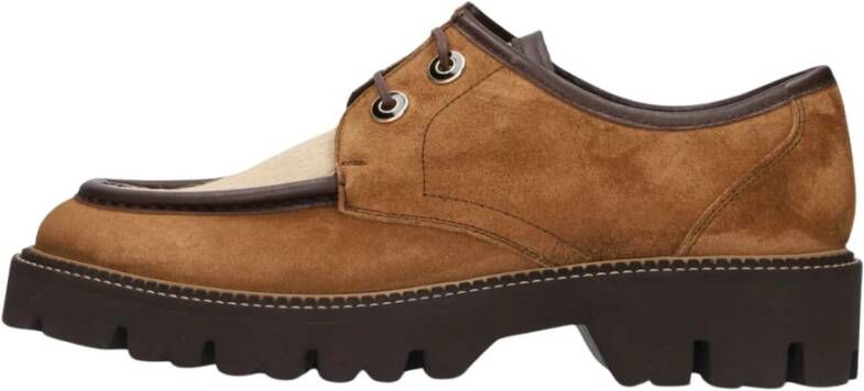 Pertini Bruine Veterschoenen voor Herfst en Winter