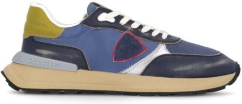 Philippe Model Blauwe Technische Stoffen Sneakers met Rode Logo Patch Blue Heren