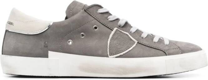 Philippe Model Grijze Leren Sneakers met Logo Patch Gray Heren