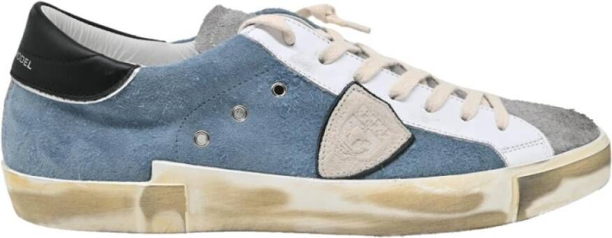 Philippe Model Italiaanse Sneakers met V-Hals en Wikkelsluiting Beige Dames