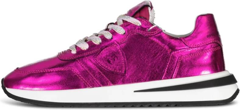 Philippe Model Metallic Sneakers met Logo Appliques Roze Dames