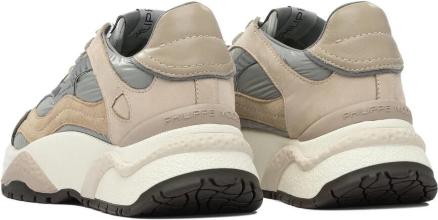 Philippe Model Low-Top Sneakers Odeon Low Woman in bruin - Foto 7