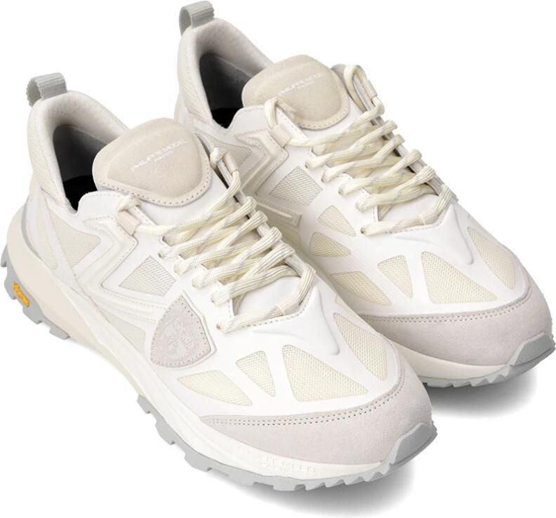 Philippe Model Dynamische witte sneakers met OrthoLite en Vibram zool White Heren