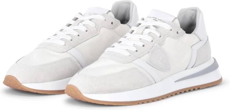 Philippe Model Ivoor Leren Sneakers met Contrasterende Details Beige