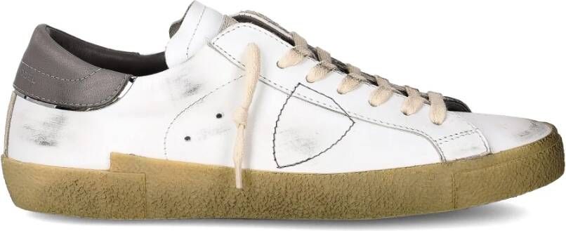 Philippe Model Witte Grijze Sneakers met Logo Applique