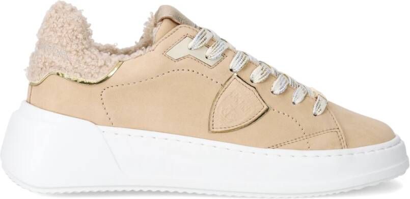 Philippe Model Beige Sneakers met Faux-Shearling Trim Beige Dames