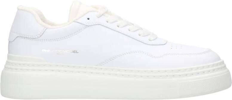 Philippe Model Etienne Veau Eigentijdse Minimalistische Sneaker Wit Heren