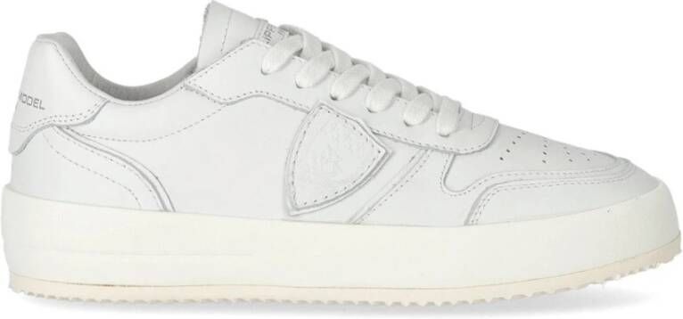 Philippe Model Witte Sneakers met Logo Patch en Contrasterende Hiel White Dames