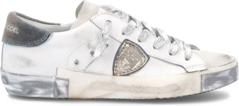 Philippe Model Witte Leren Sneaker met Gebruikte Effectdetails White Dames