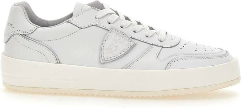 Philippe Model Witte Sneakers met Logo Patch en Contrasterende Hiel White Dames