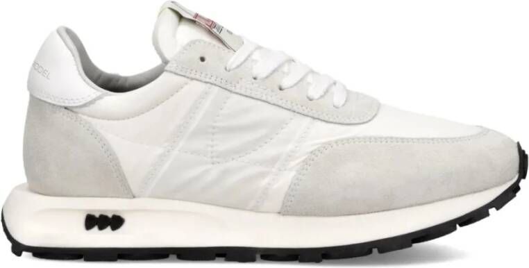 Philippe Model Witte Stof en Kalfsleren Sneakers