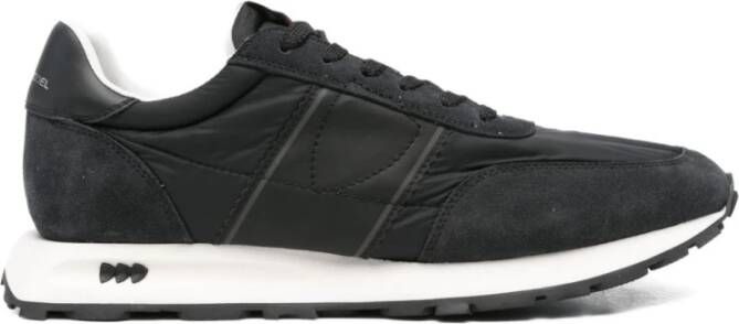 Philippe Model Zwarte Veterschoenen met Platte Zool