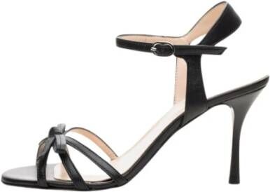 Poche Paris Stijlvolle sandalen voor de zomer
