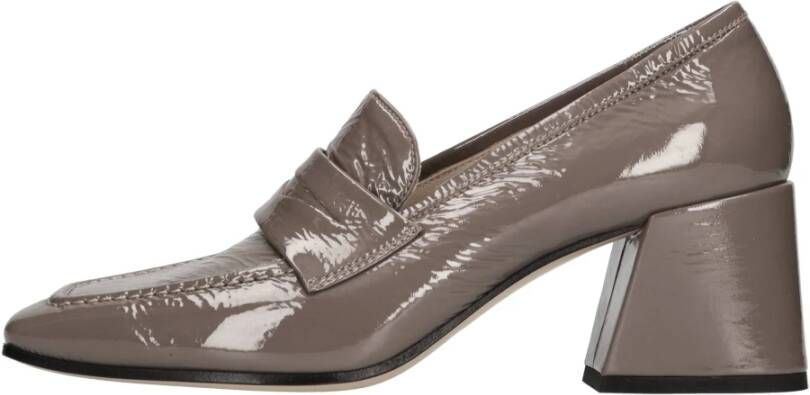 Pomme D'or Platte schoenen Beige