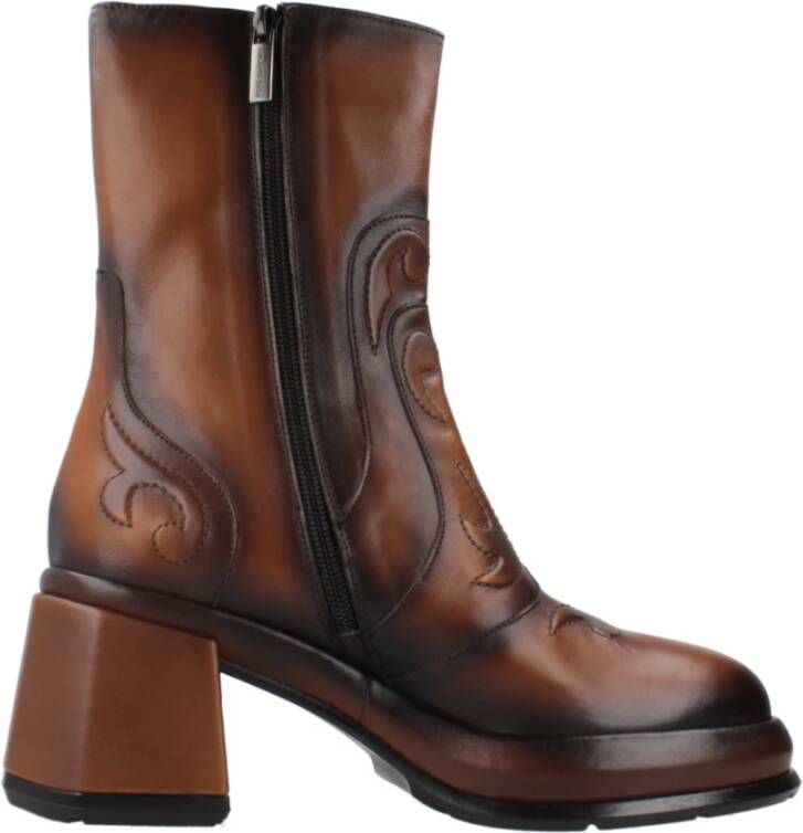 Pons Quintana Laura Haklaarzen