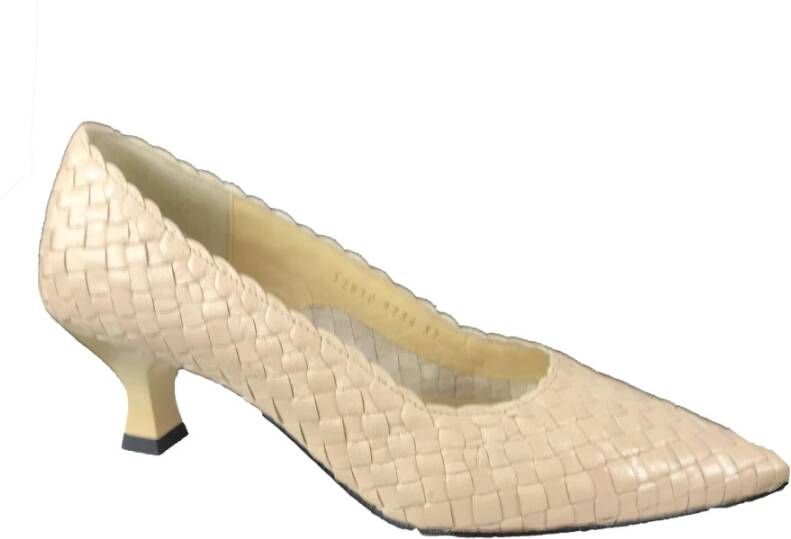 Pons Quintana Verhoog je schoenenspel met deze pumps Beige Dames