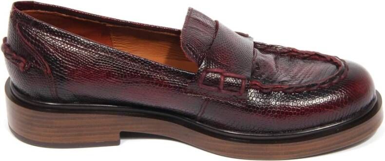 Pons Quintana Vintage-effect loafer in bordeaux
