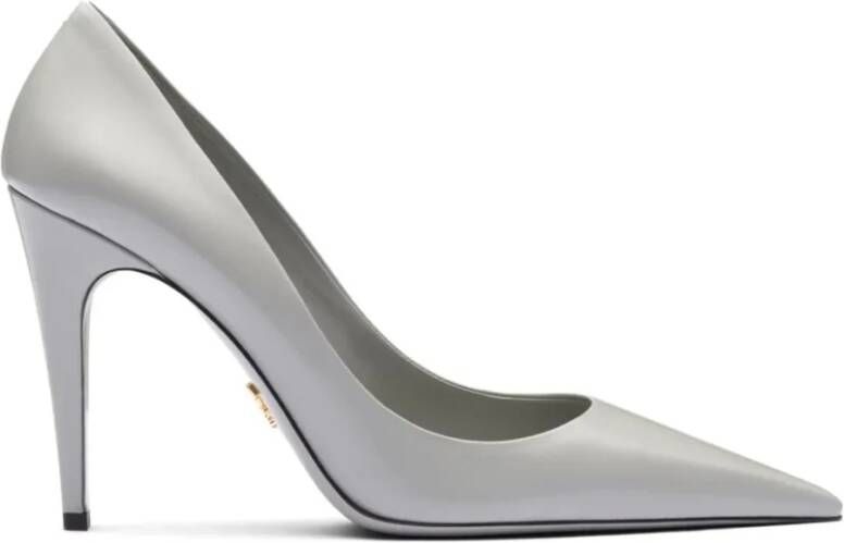 Prada Grijze Leren Pumps met Puntige Neus Gray Dames