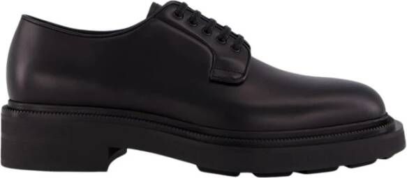 Prada Glanzend Leren Veterschoenen