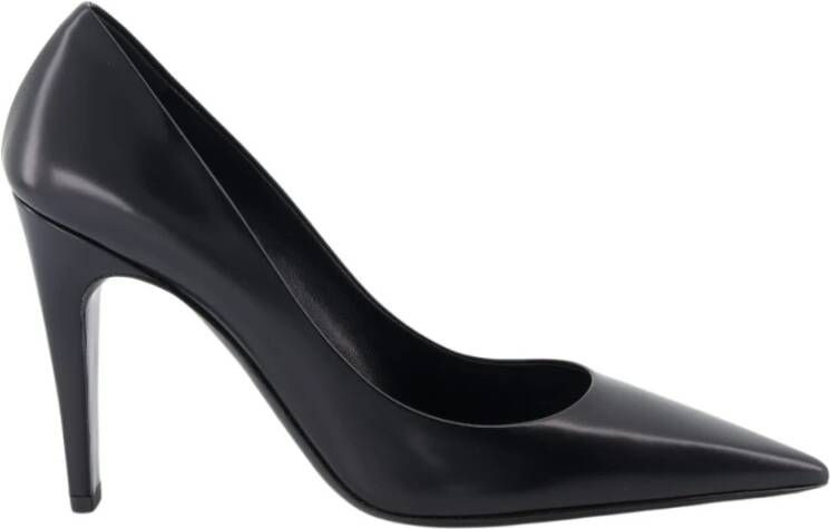 Prada Zwarte Leren Pumps met Puntige Neus Black Dames