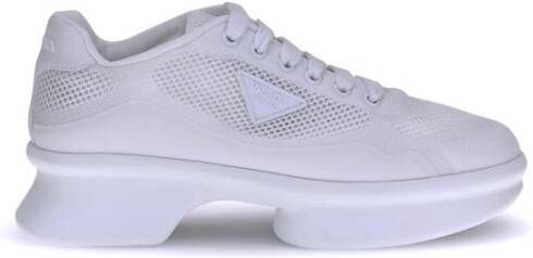 Prada Leren sneakers met gebeeldhouwde zool