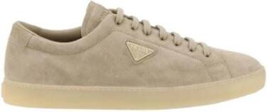 Prada Luxe Suède Sneakers met Logo Plaque