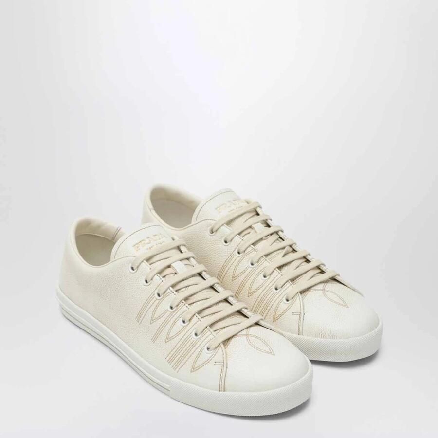 Prada Beige Lage Sneakers