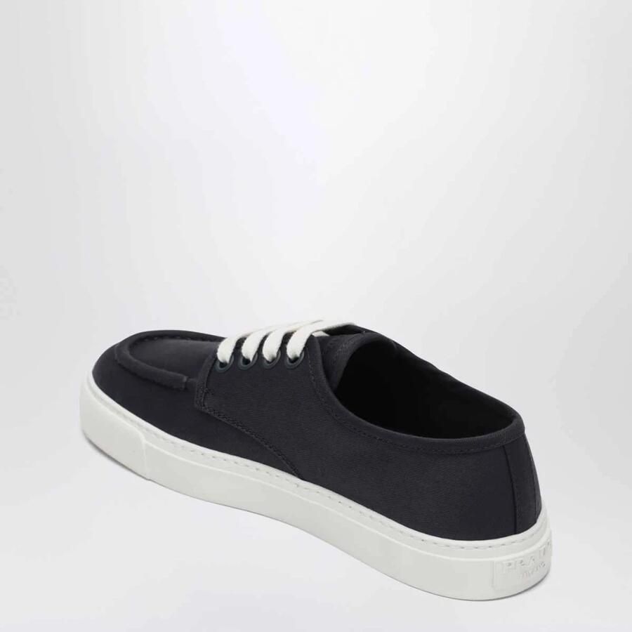 Prada Blauwe Sneakers Lage Top September Drop