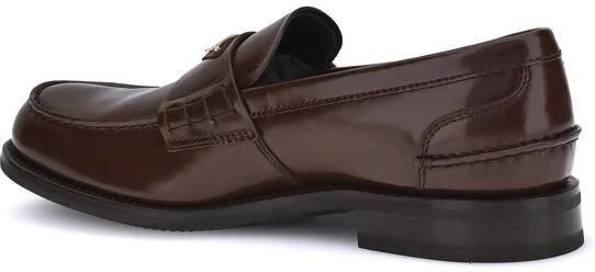 Prada Geëmailleerde Driehoekige Plaat Leren Loafers - Foto 3