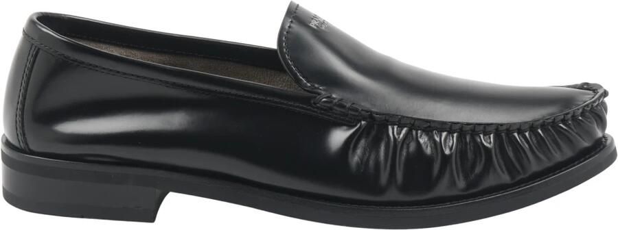 Prada Gekreukelde Leren Loafers
