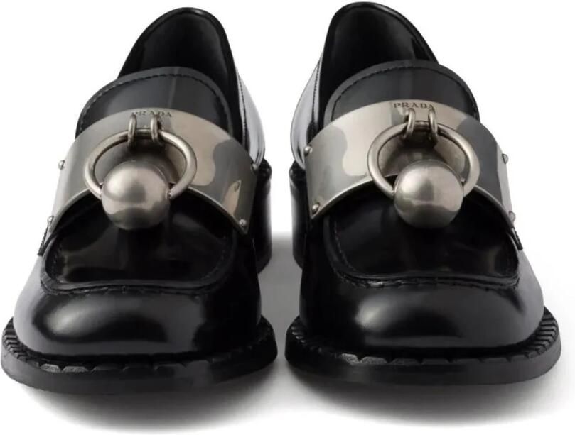 Prada Gepolijste leren loafers met metalen details - Foto 2