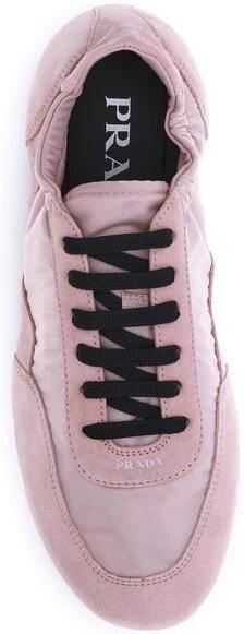 Prada Iconische Logo Sneakers met Suède Details - Foto 3