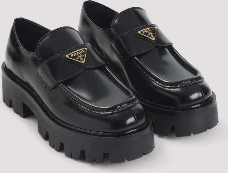 Prada Leren Loafers met Geborstelde Finish