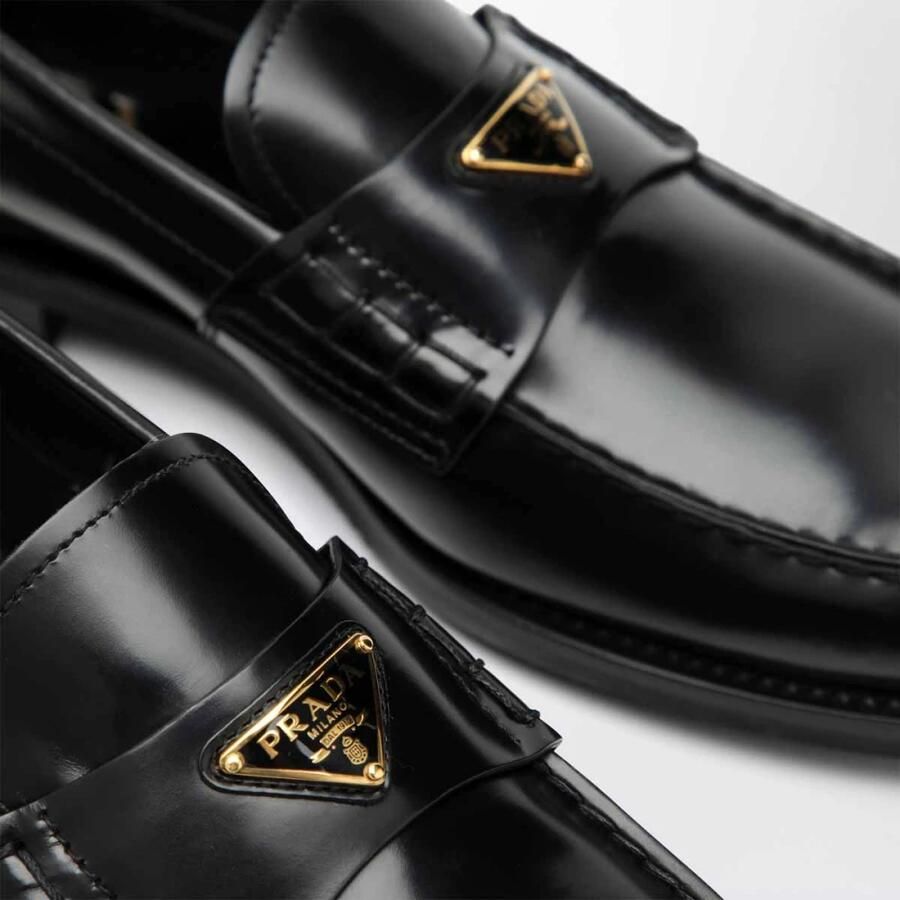 Prada Loafers met driehoekige plaat - Foto 2