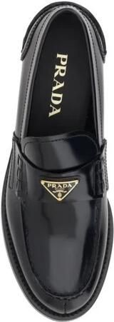 Prada Elegante leren loafers met iconische details - Foto 3