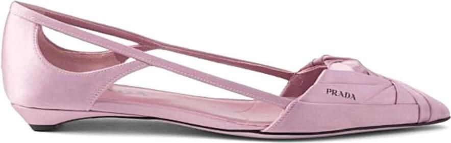Prada Satin ballerina met verlengde neus Pink Dames