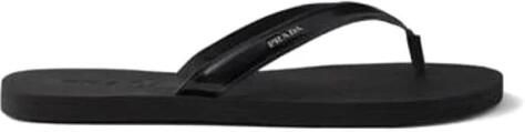 Prada Gekreukelde Leren Slippers