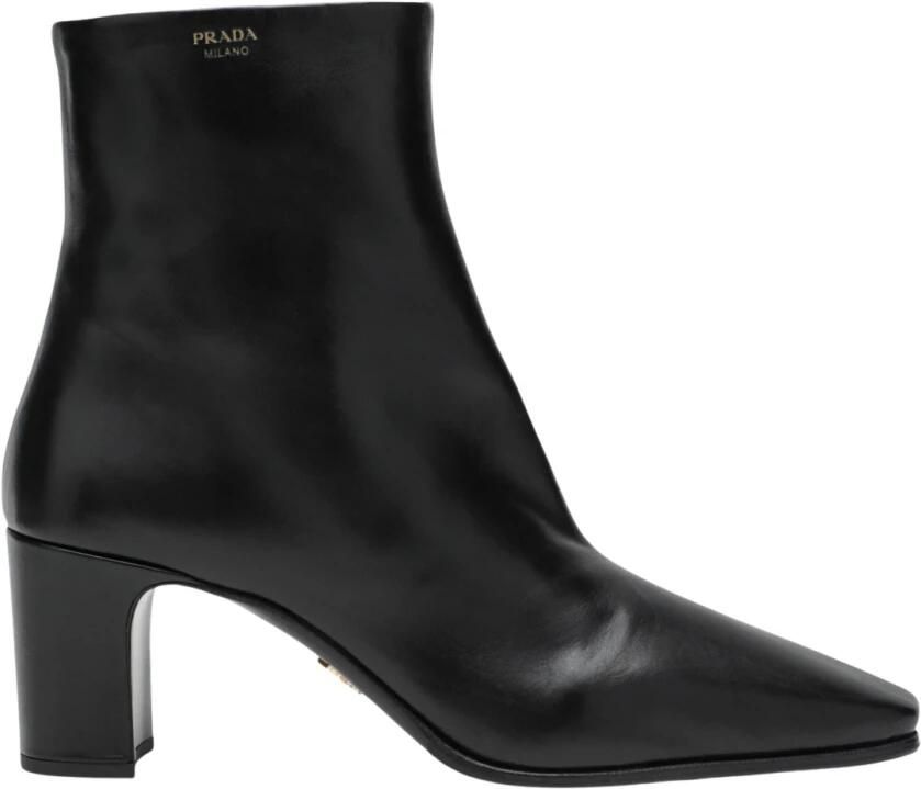 Prada Tronchetti
