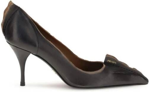 Prada Vintage Leren Pumps met Logo Detail