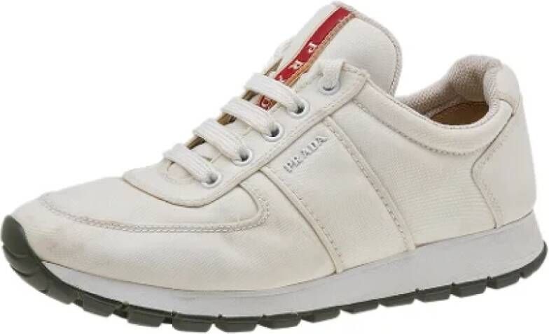 Prada Vintage Pre-owned Canvas sneakers White Dames