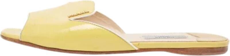 Prada Vintage Pre-owned Leather flats Yellow Dames