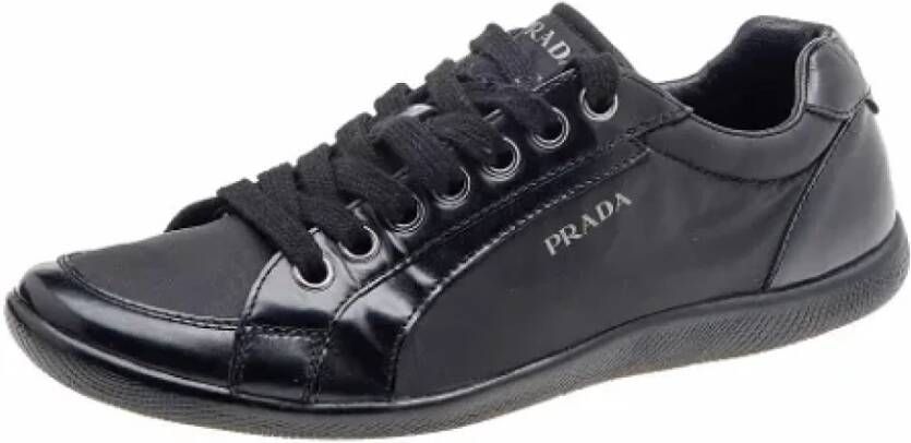 Prada Vintage Pre-owned Nylon sneakers Black Dames