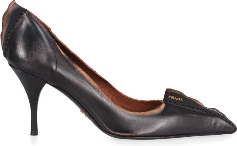 Prada Vintage Puntige Neus Leren Pumps