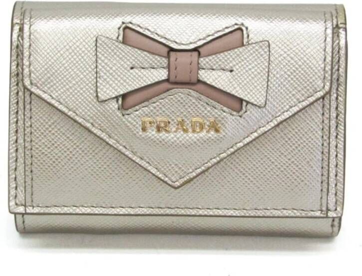Prada Vintage Tweedehands Boog Sleuteletui Saffiano Leer