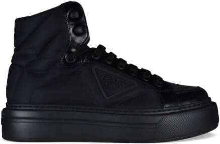 Prada Zwarte Geborsteld Leren High-Top Sneakers Zwart Dames
