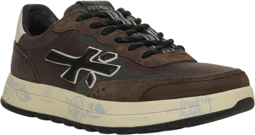 Premiata Bruine Sneakers Dynamisch Ontwerp