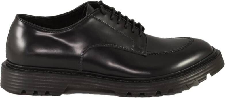 Premiata Schoenen met veters